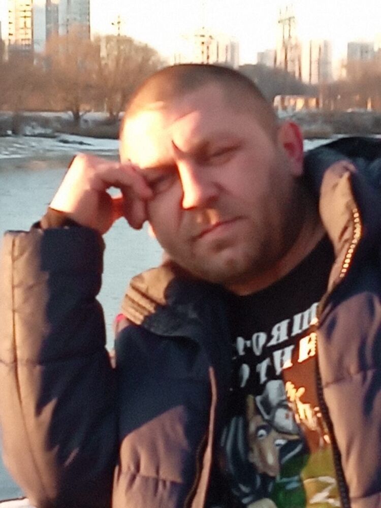  43839978  , 41 ,    