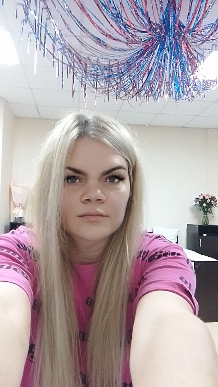  48556148  , 42 ,    