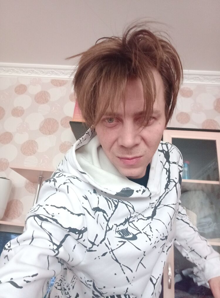  54229888  Vladimir, 34 ,    