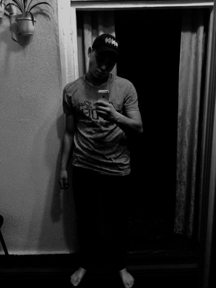  21745348  Evgen, 26 ,    