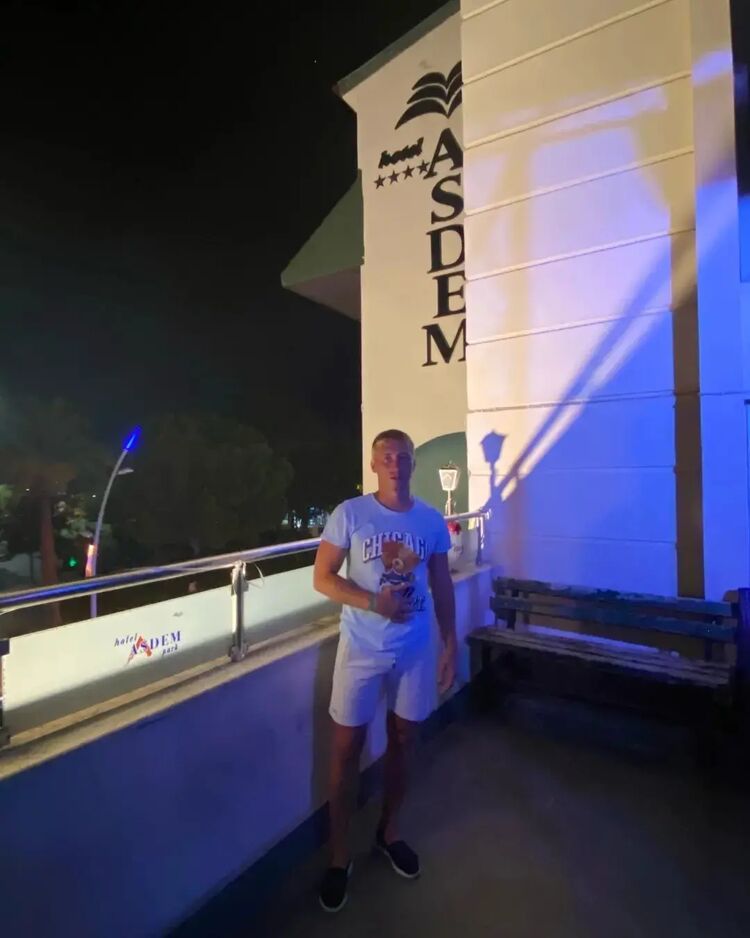  ,   , 37 ,   ,   