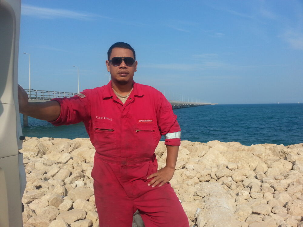  Denpasar,   Kris, 33 ,   ,   