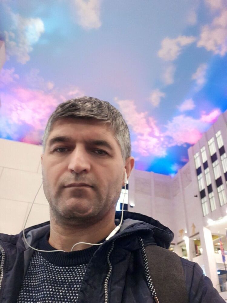  53702628  , 48 ,    