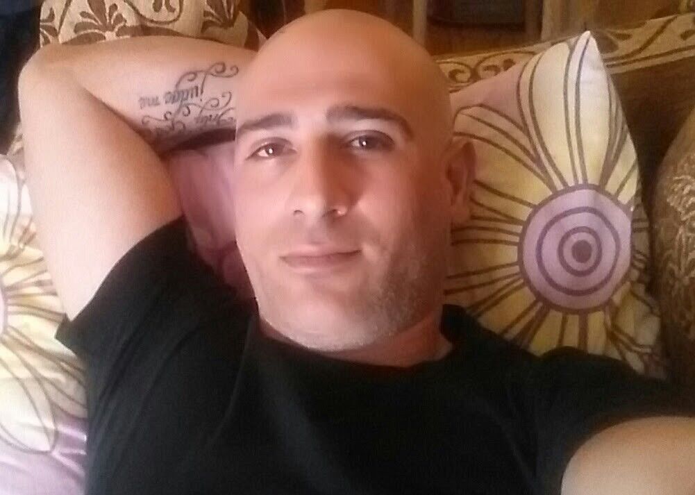  Limassol,   Stavros, 44 ,   ,   , c 