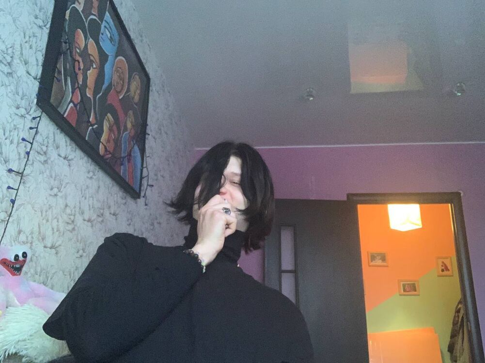  ,   Mike, 24 ,   ,   