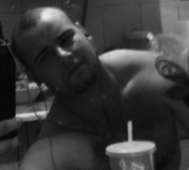 ,   Pasha, 32 ,   ,   , c 
