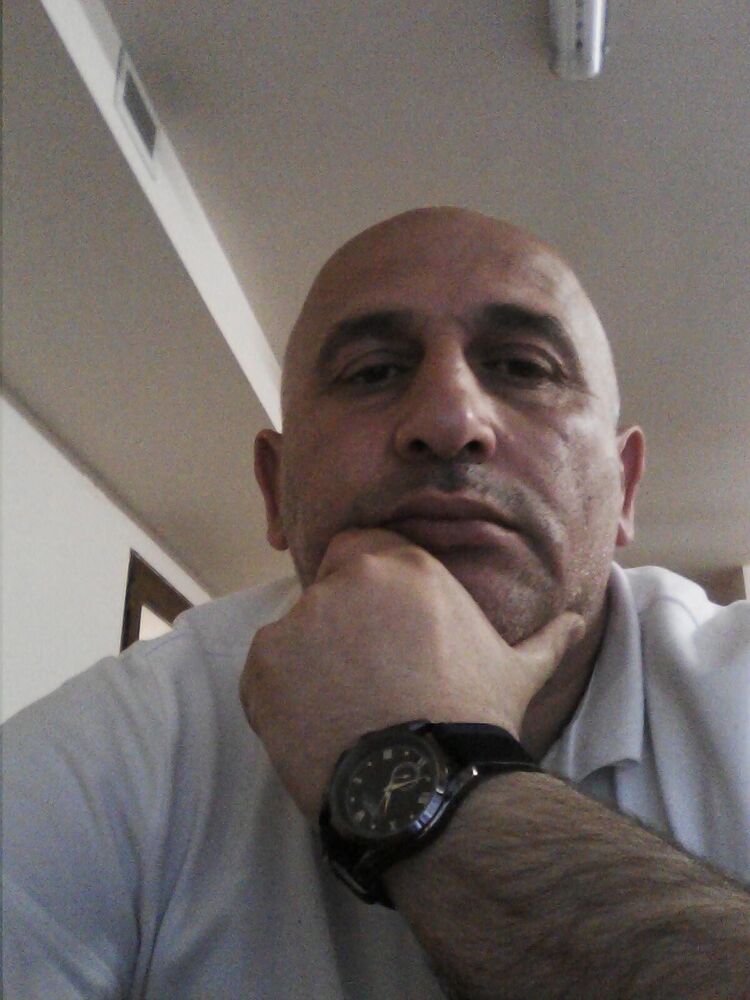  25012998  Rudolf, 57 ,    