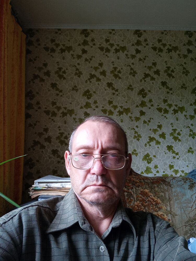  52351768  , 40 ,    