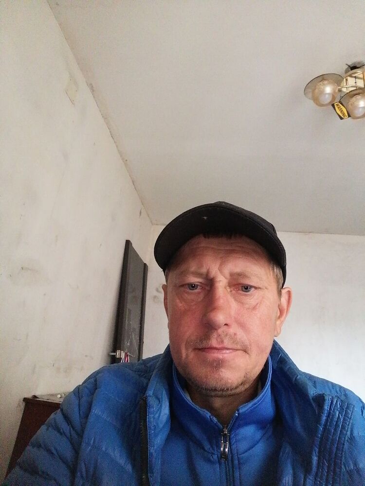  37668278  , 51 ,    
