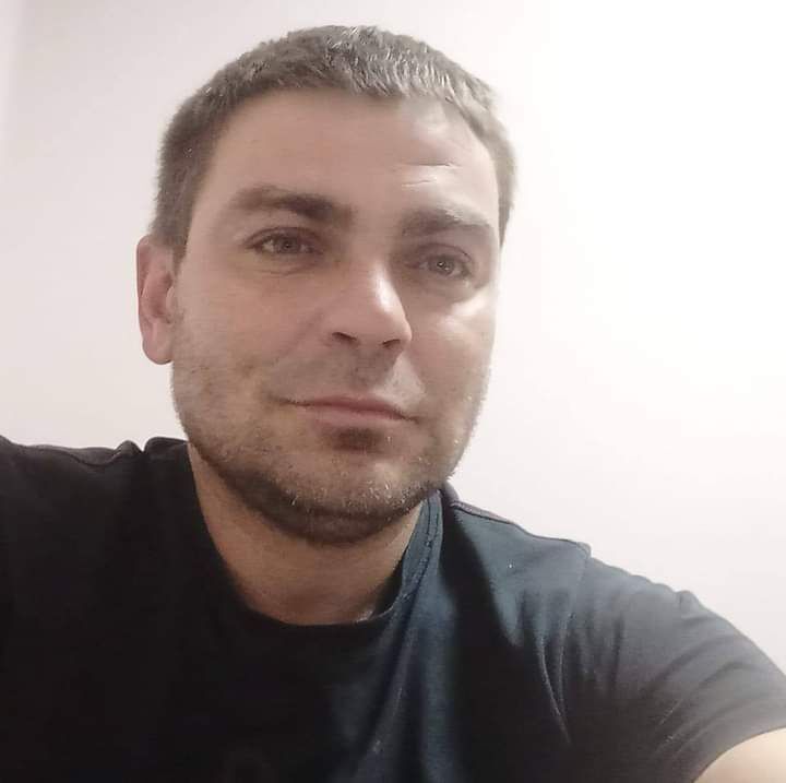  46589648  , 41 ,    