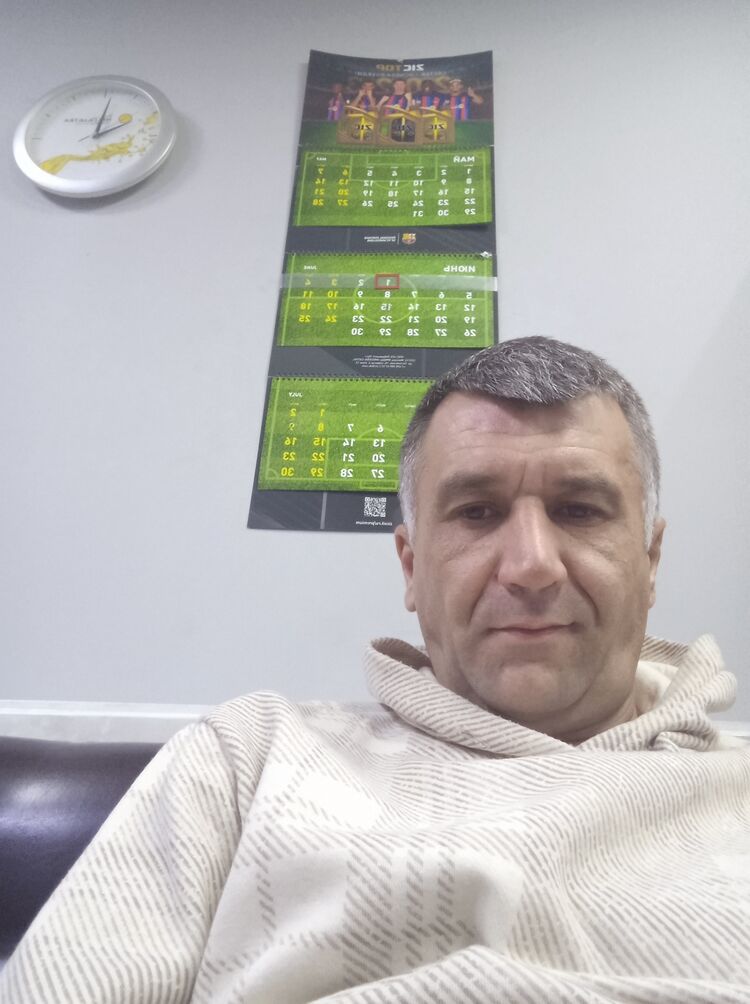  35560248  , 43 ,    