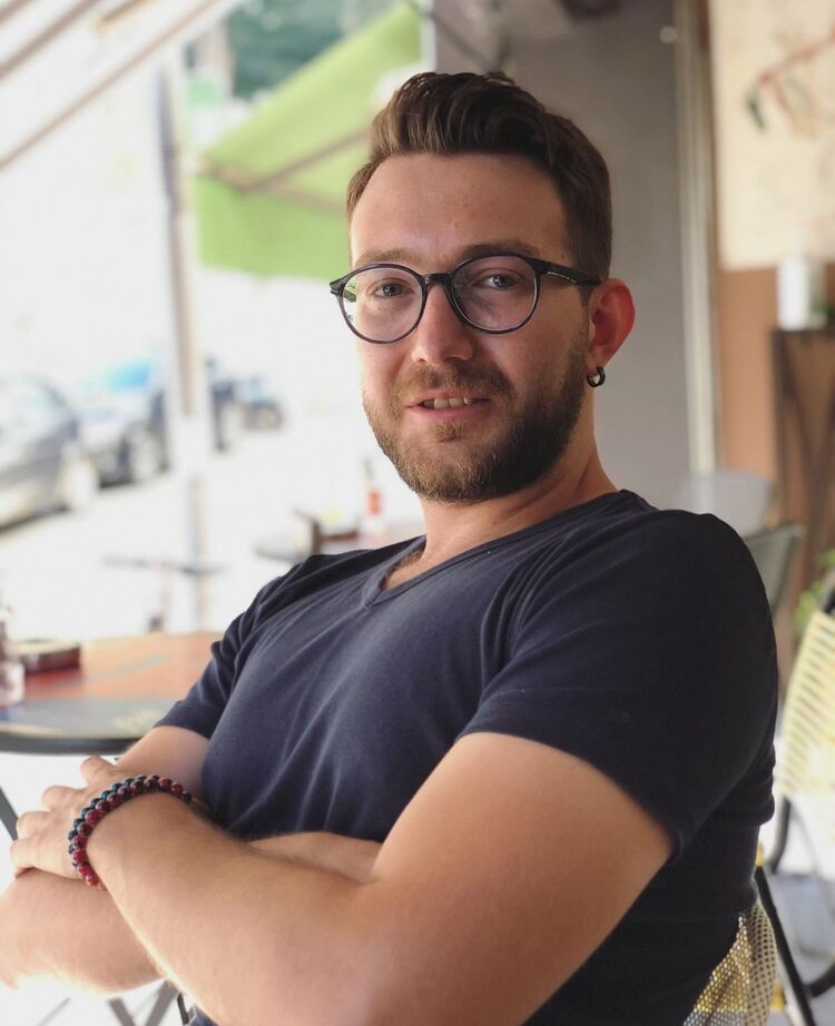  ,   Tolga, 33 ,   ,   