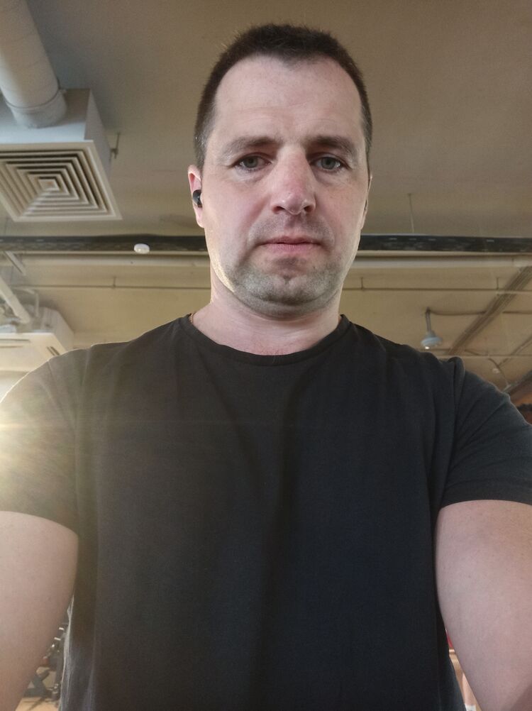  ,   Dima, 44 ,   ,   , c , 