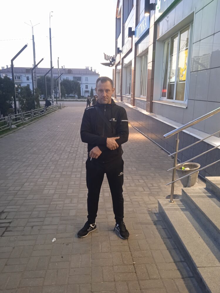  37525068  , 40 ,    
