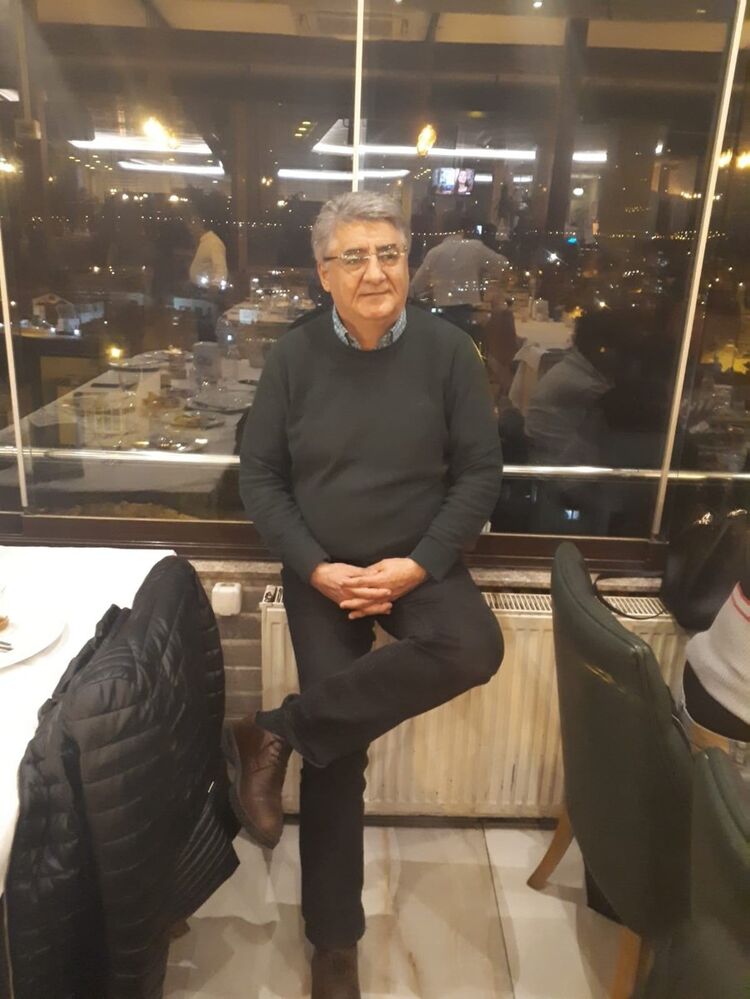  ,   Alex, 56 ,   ,   , c 