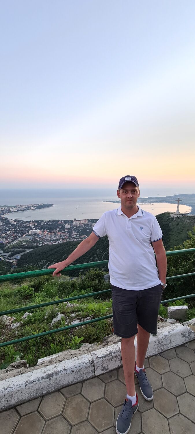  32007578  , 35 ,    -