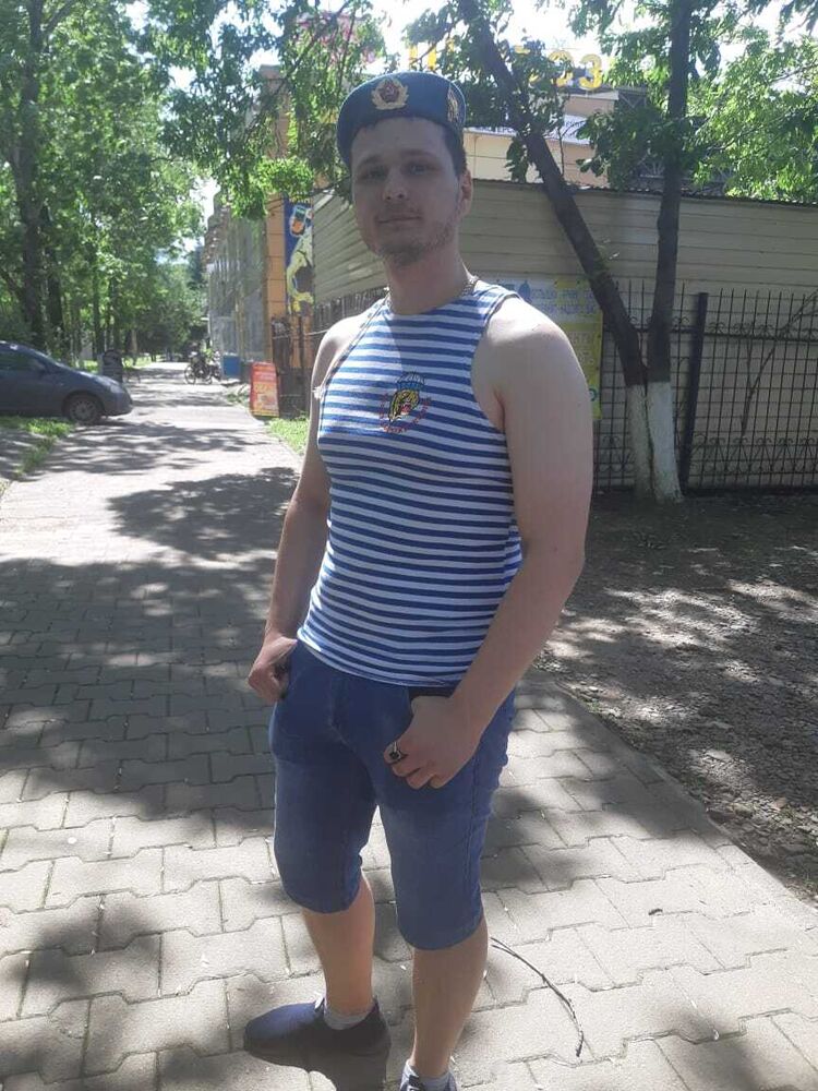  ,   Pavel, 29 ,   ,   