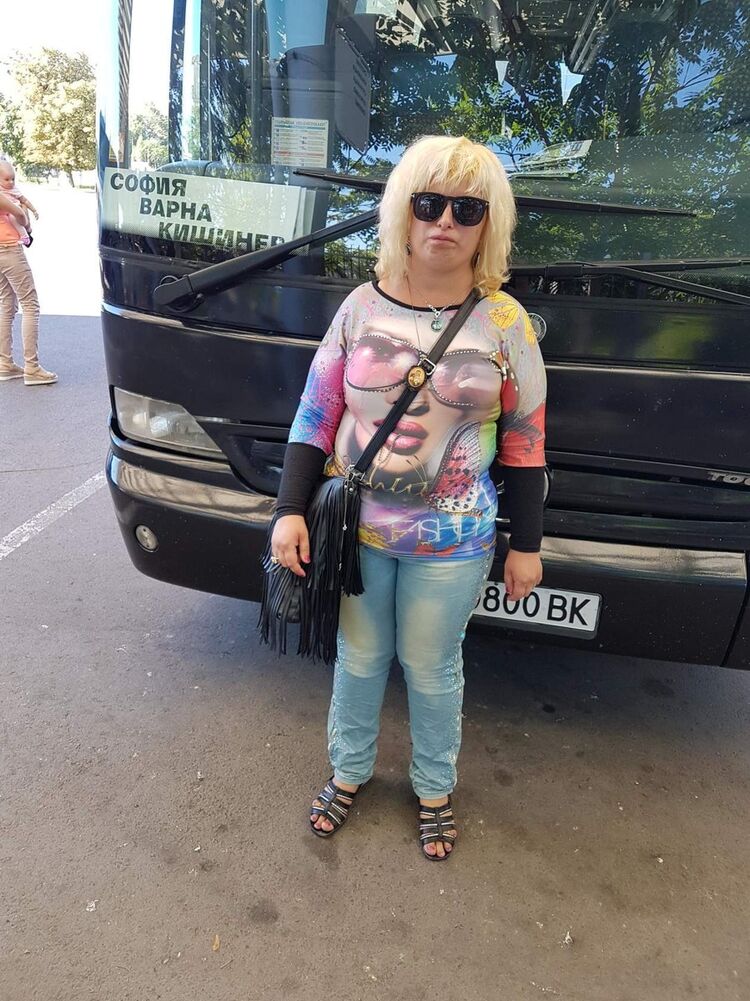  ,   Tsvetana, 39 ,   ,   , c 