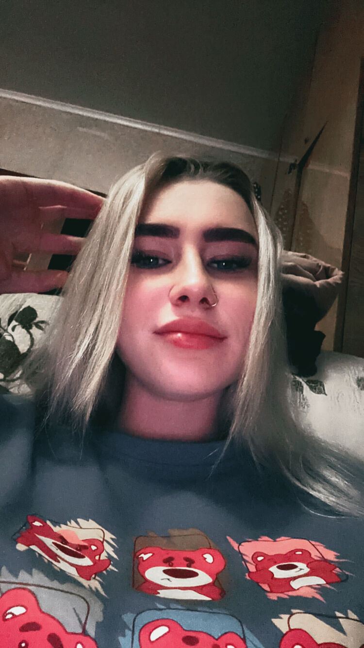  ,   Darya, 25 ,   