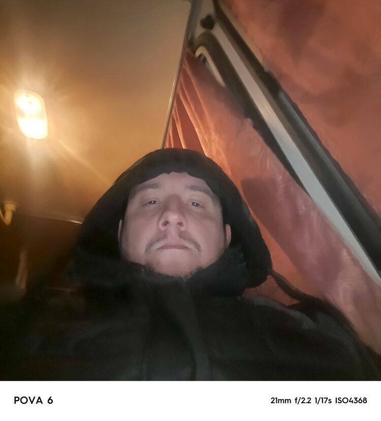  48063938  , 34 ,    