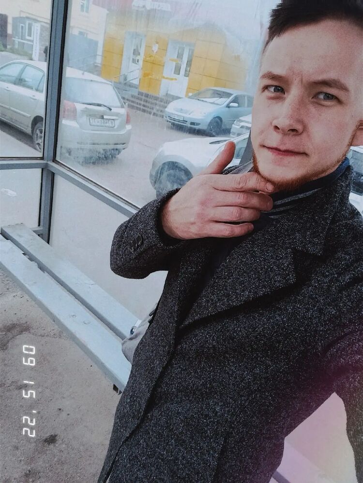  29989988  Vladislav, 27 ,    