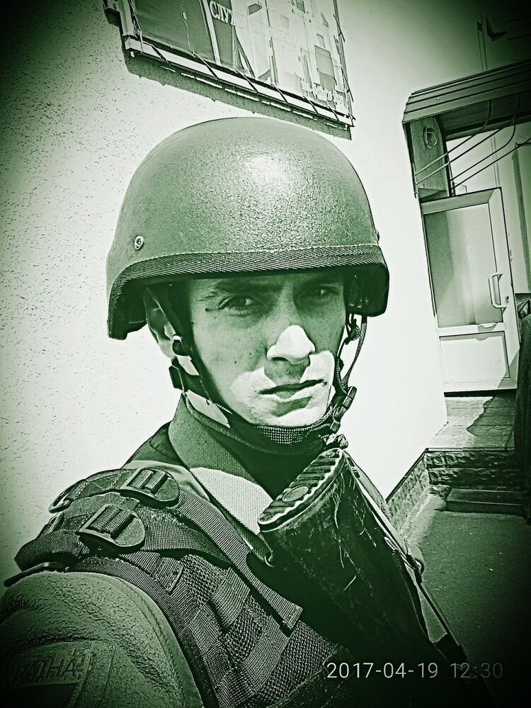  10904598  , 33 ,    