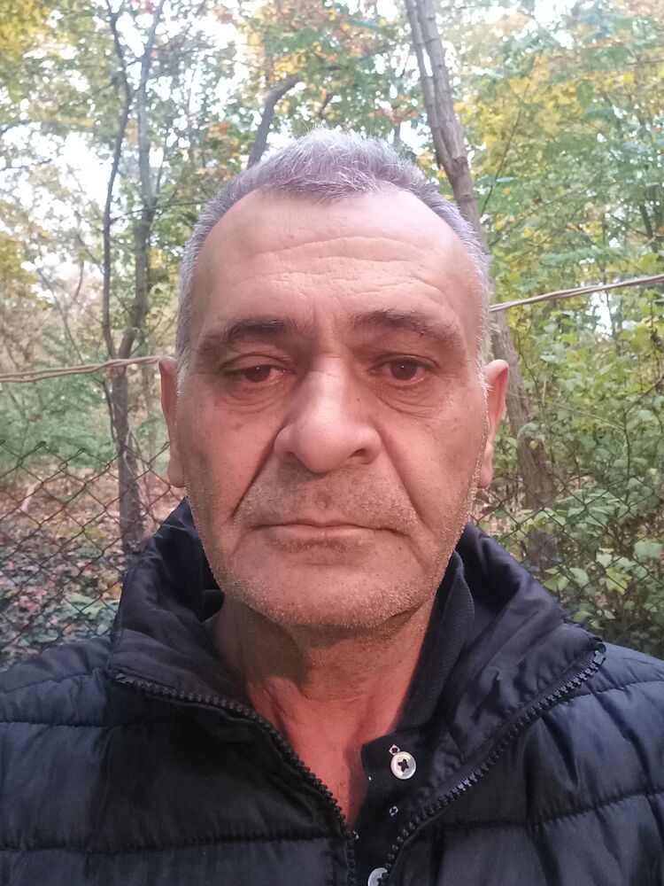  ,   Valeh, 53 ,   ,   