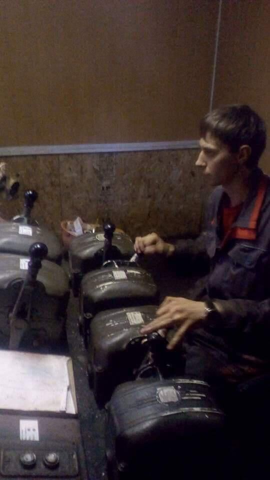 44035928  , 33 ,    