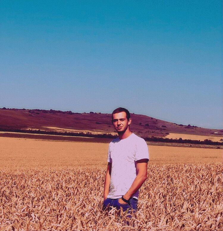  31409228  Nikolay, 24 ,    