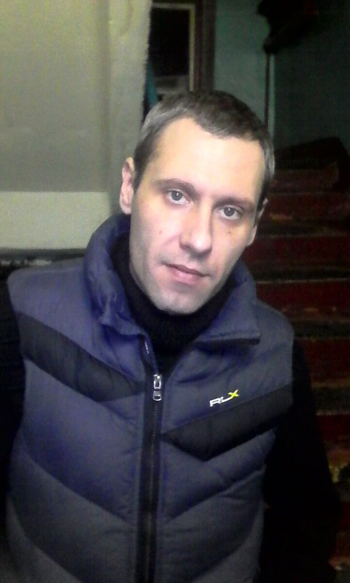  6865868  Alexander, 44 ,    