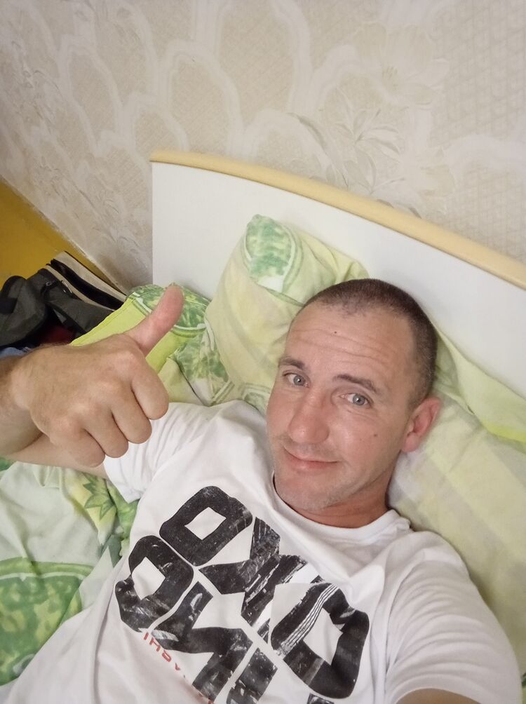  28828308  , 45 ,    