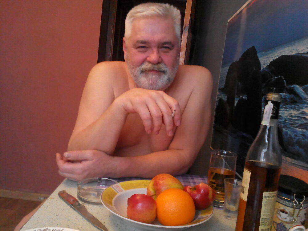  9291118  Serge, 66 ,    