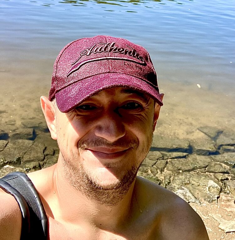 ���� 55047978 ������� Bohdan, 32 ����, ���� ���������� � Praha