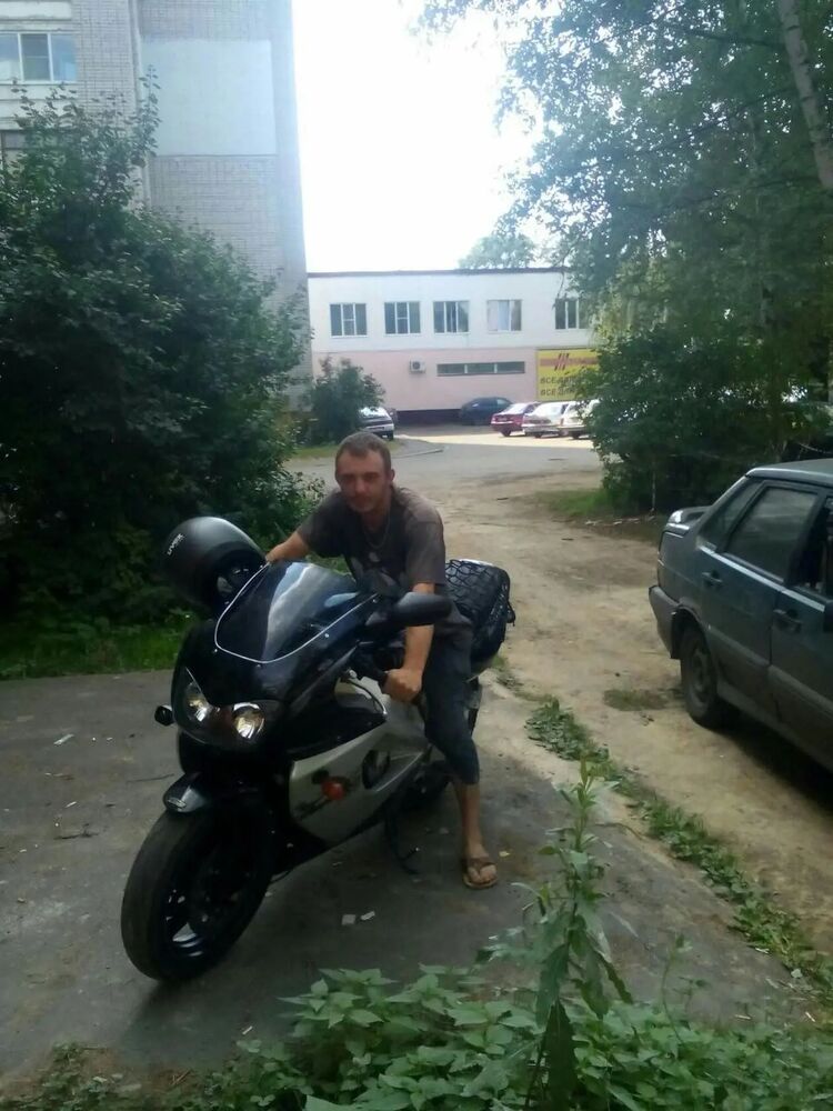  43624498  Sergey, 42 ,    