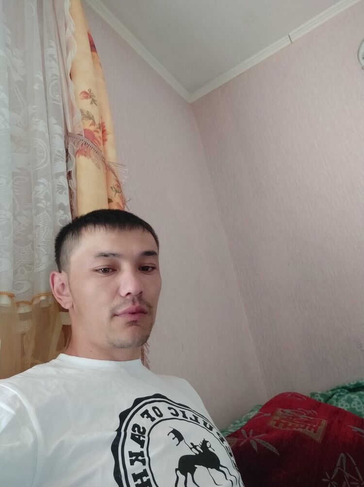  20470998  Aziz, 36 ,    