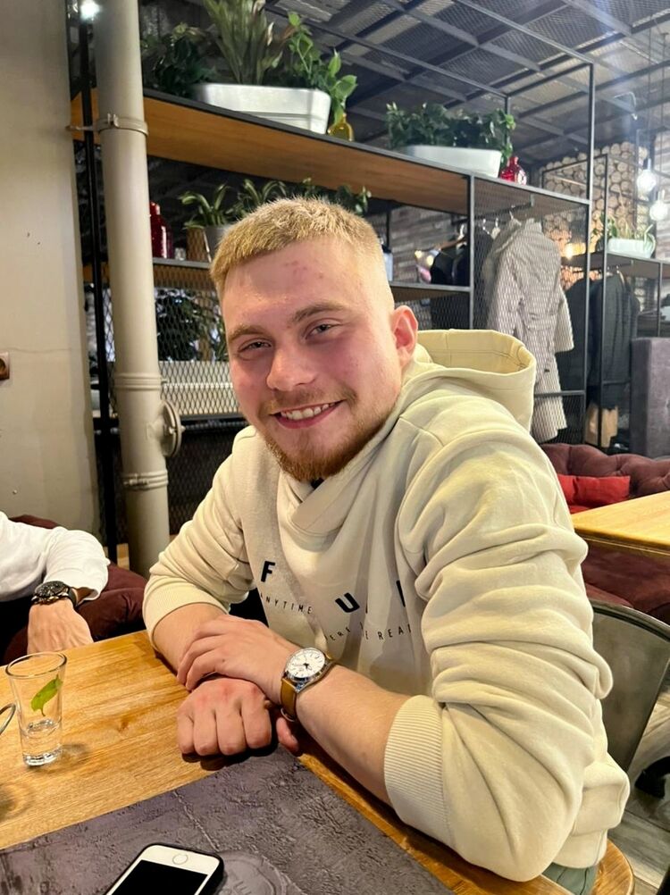  53200698  , 26 ,    -