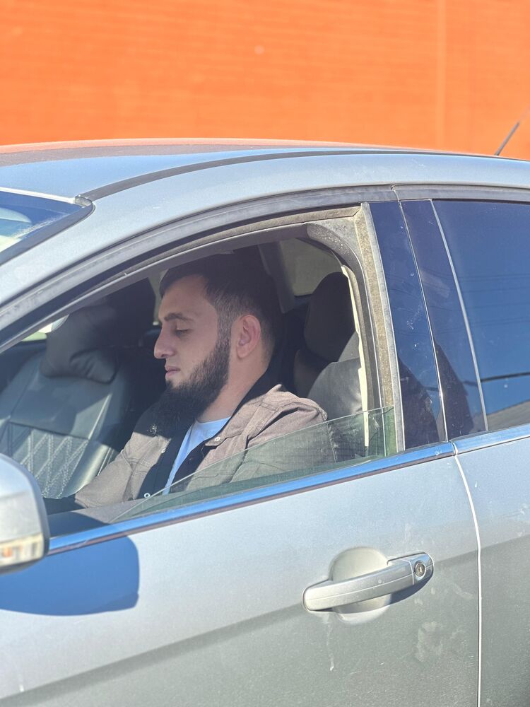  48513278  MISTER BILLI, 27 ,    -