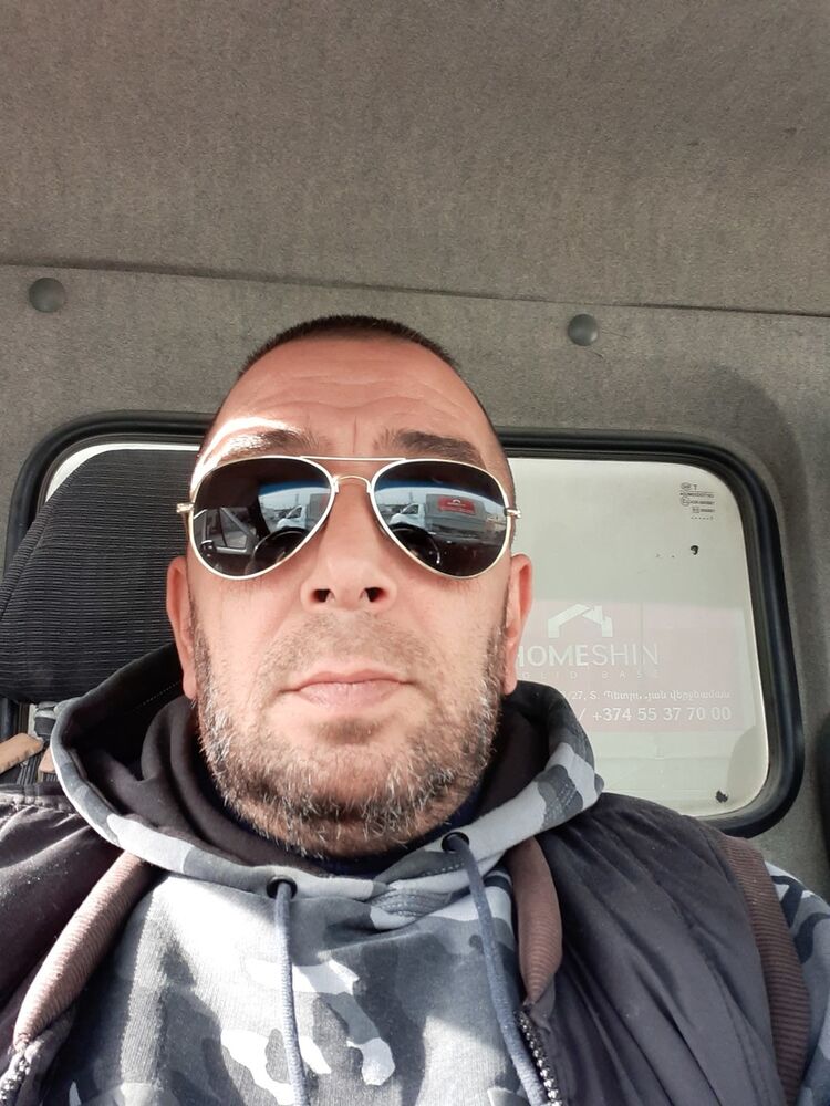  ,   Miro, 50 ,   ,   , c 
