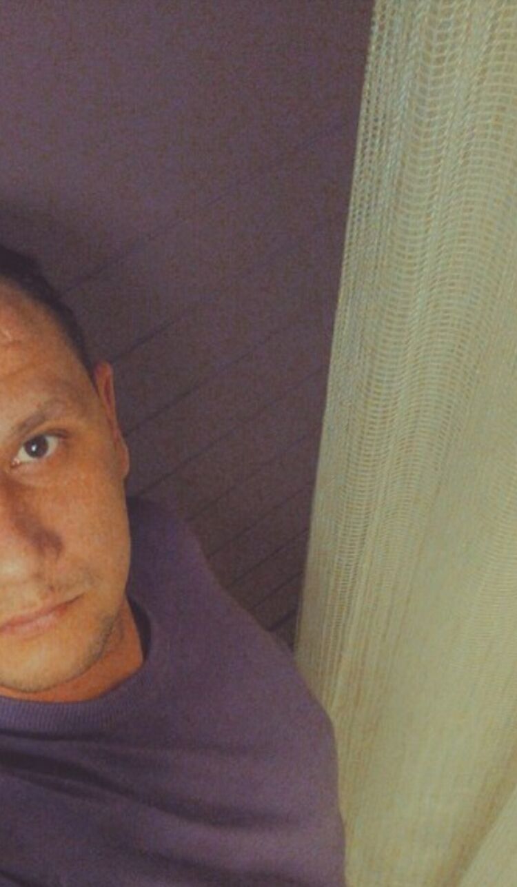  33202558  , 42 ,    --