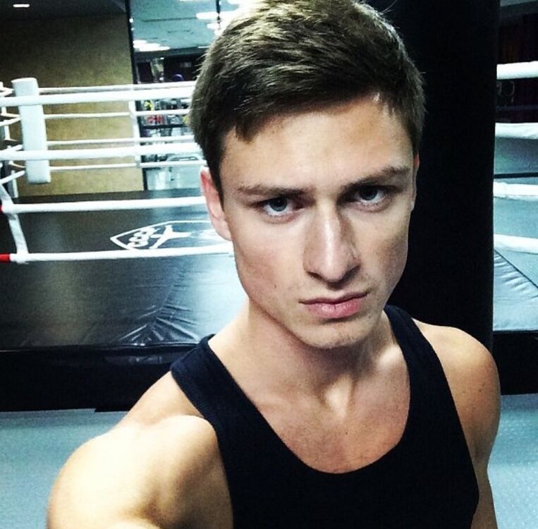 ���� 31879328 ������� ������, 32 ����, ���� ���������� � ������������