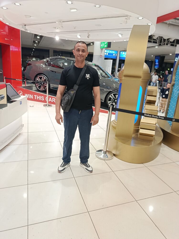  52760148  Asker, 36 ,    