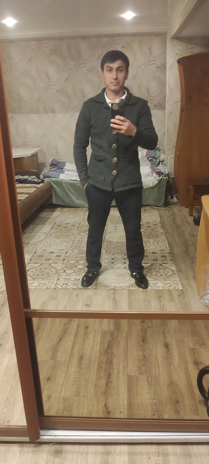  46805438  , 33 ,    