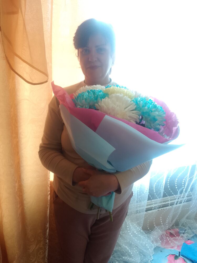  38643528  Oksana, 50 ,    