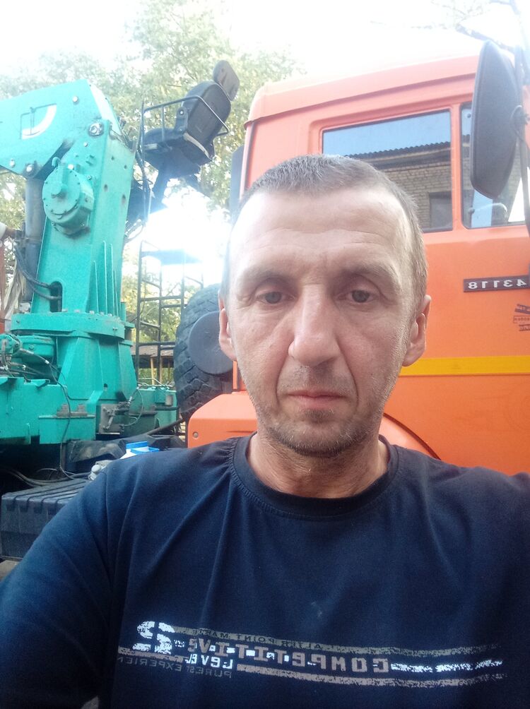  45792018  , 44 ,    