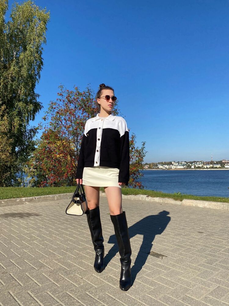  54204478  Vera, 25 ,    