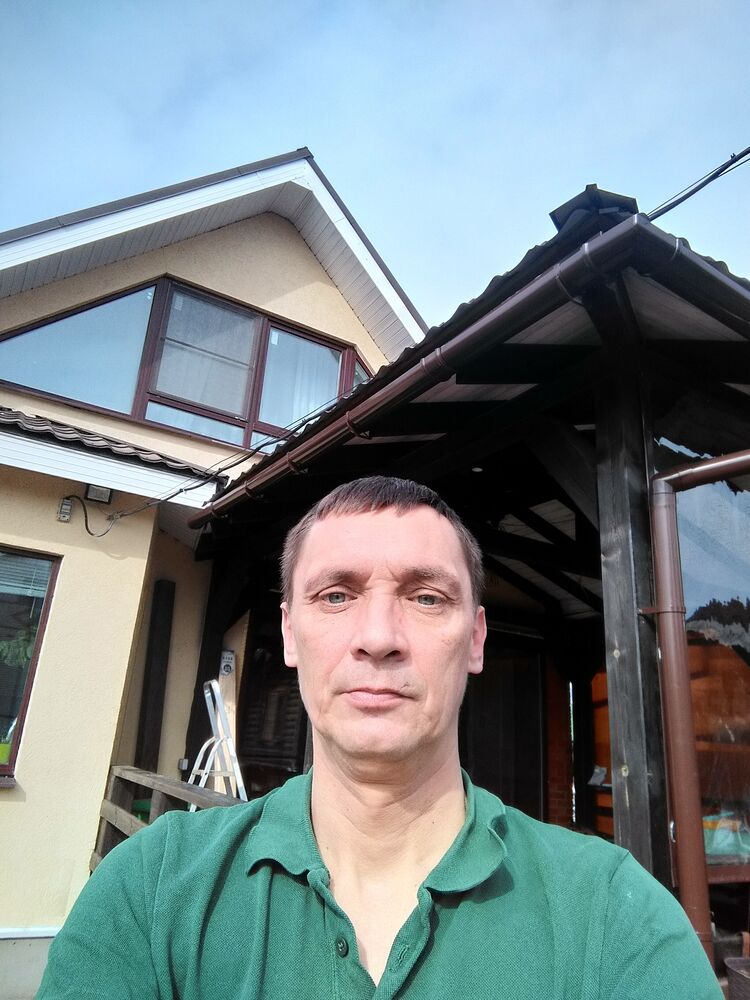  42304538  , 52 ,    -