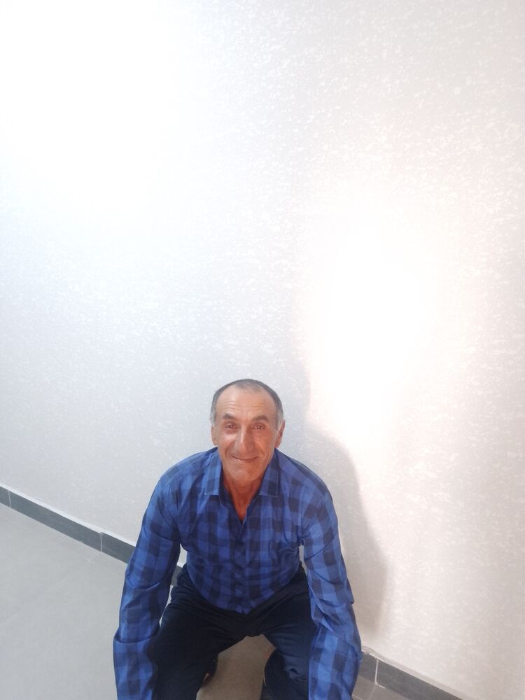  43790758  ˸, 56 ,    