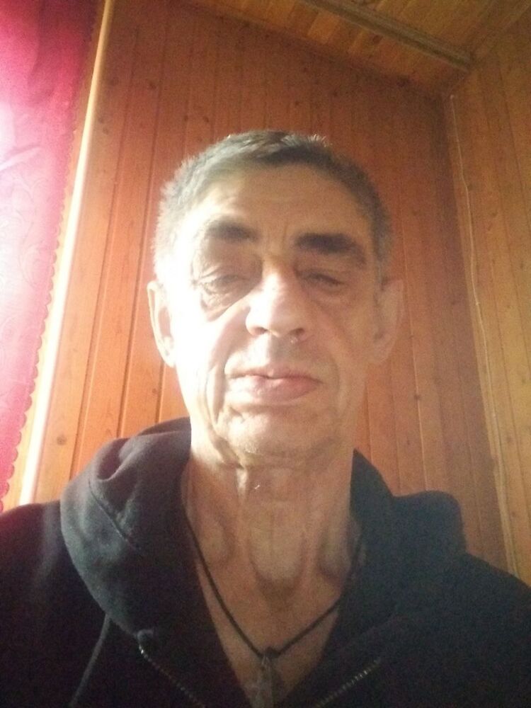  51970549  , 62 ,    