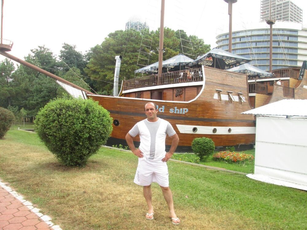  6363418  Vardan, 40 ,    