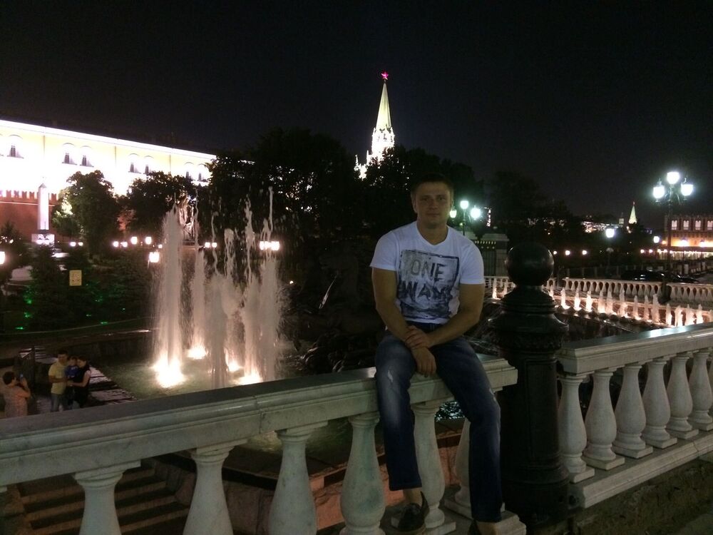  -,   Artem, 37 ,   ,   